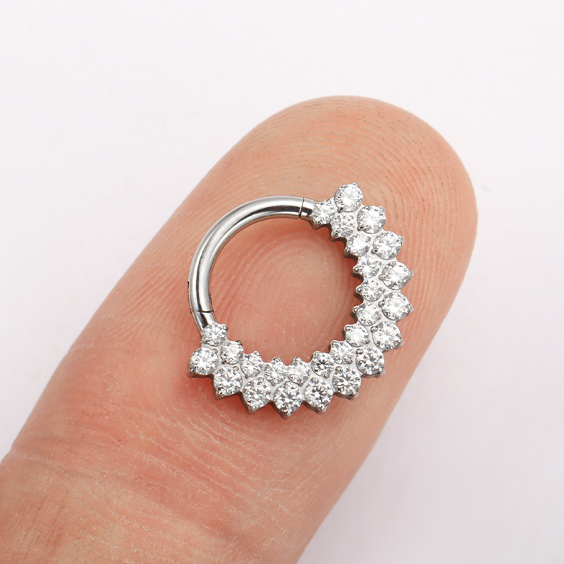 ASTM F136 티타늄 클리커 셉텀 코 피어싱 CZ  - Septum Clicker Ring 리뷰 및 가격